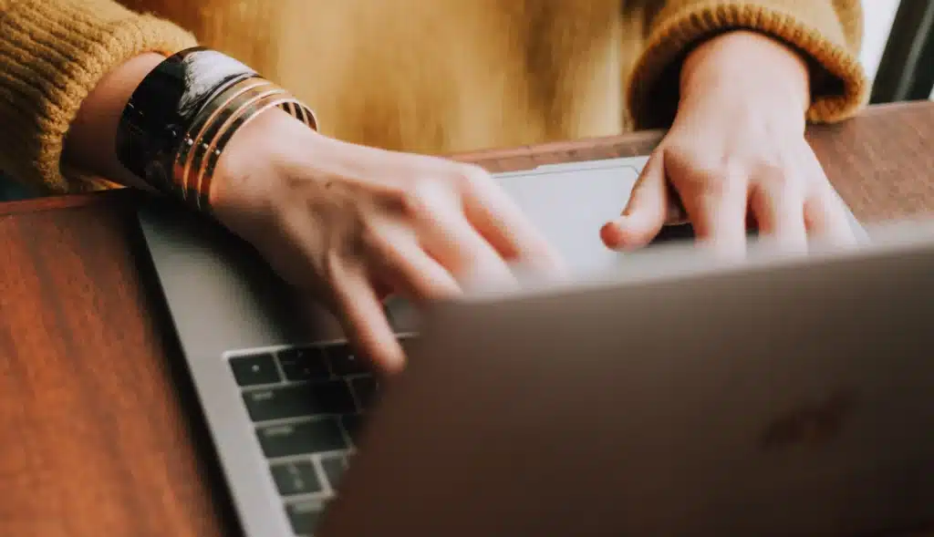 how to avoid a debt settlement scam